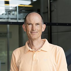 Herr Dr. Hendrik Simon