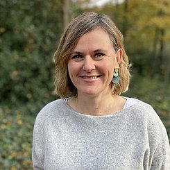 Frau  Anna-Maria Schmitz