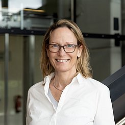 Frau Prof. Dr. Marei Fetzer